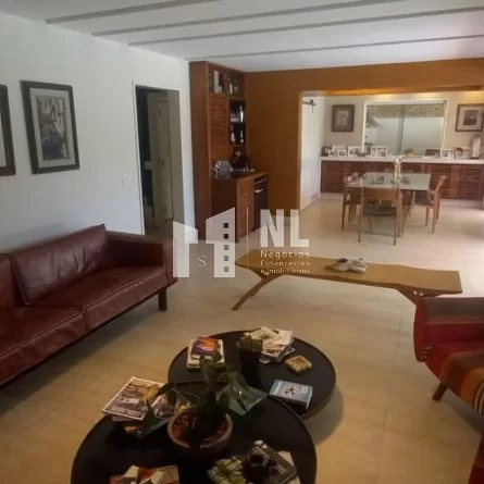 Casa com 4 Quartos para alugar ou vender na Barra da Tijuca