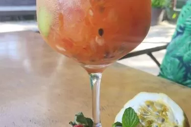 Alugue para o fim de semana e ganhe uma caipirinha especial no restaurante da praia